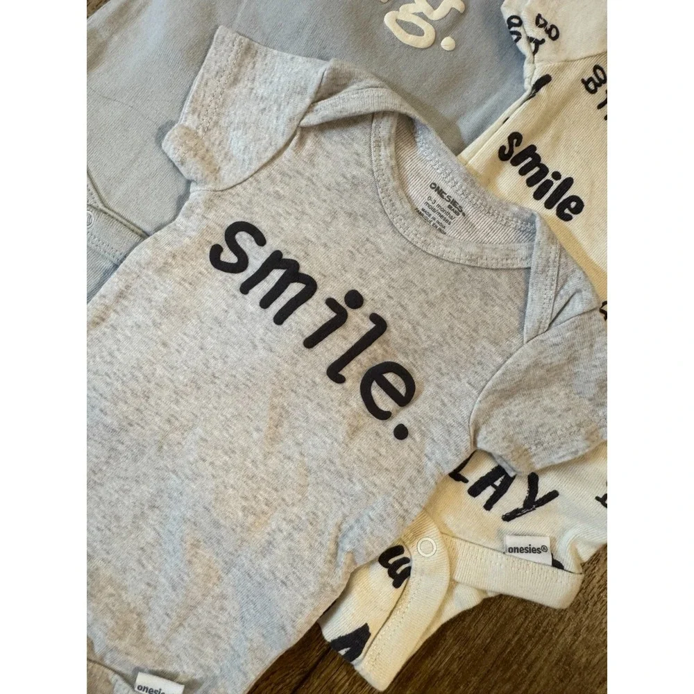 Onesies 0/3 Months Gerber Boy Girl Gender Neutral Bodysuits Tee Shirt Bundle Lot